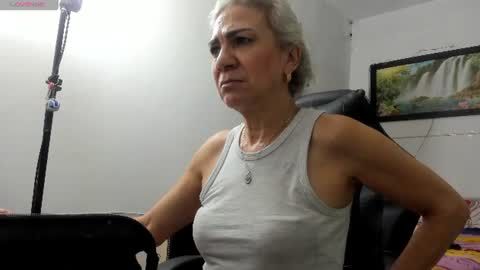 Snapshot of giorgia_xue55 chatting on July 19, 2026, 5:22 am Mary online show from July 19, 2026, 5:22 am