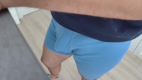 giovaa23 online show from April 24, 2026, 11:45 am