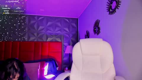 Giovanna  online show from January 28, 2025, 8:14 am