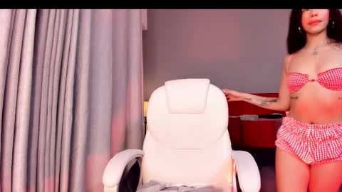 Giovanna  online show from March 14, 2026, 5:13 am