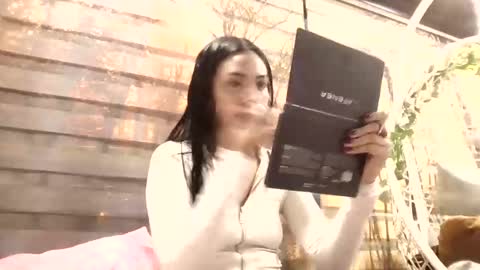 giovanna_oliveria online show from December 20, 2025, 11:01 pm