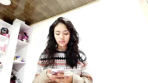 giovanna_oliveria online show from February 11, 2026, 11:54 pm