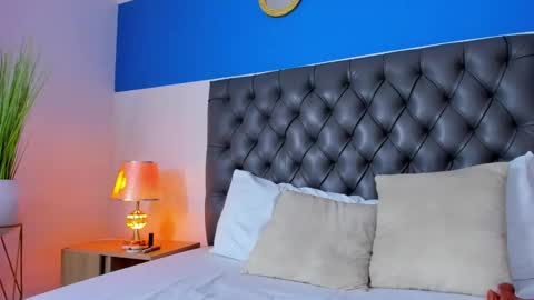 G I S E P L A online show from February 5, 2025, 10:55 pm