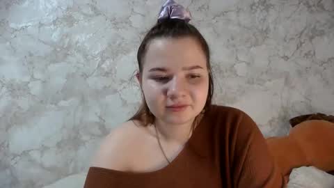 girl_cute07 online show from April 17, 2026, 9:18 pm