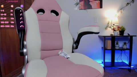 Bri online show from December 1, 2024, 5:02 pm