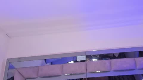 Snapshot of girl_gray chatting on June 11, 2026, 12:32 am GIRL GRAY online show from June 11, 2026, 12:32 am