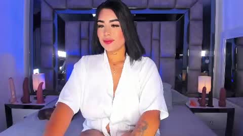 Snapshot of girl_gray chatting on June 22, 2026, 7:11 pm GIRL GRAY online show from June 22, 2026, 7:11 pm