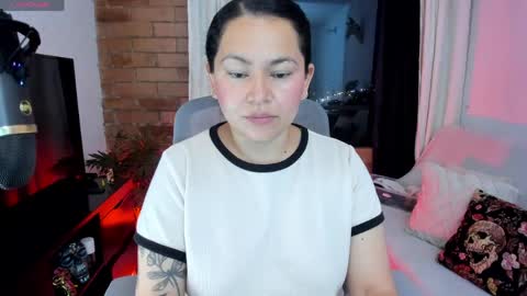 girl_inline online show from March 30, 2026, 11:28 pm