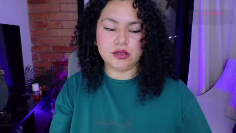 girl_inline online show from April 13, 2026, 11:43 pm