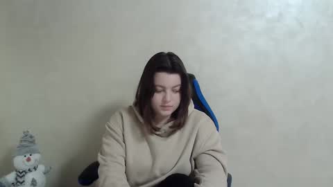 Snapshot of girl_leya chatting on December 31, 2024, 2:19 am girl_leya online show from December 31, 2024, 2:19 am