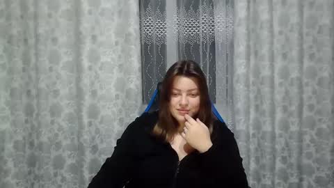 Snapshot of girl_leya chatting on January 27, 2025, 9:00 pm girl_leya online show from January 27, 2025, 9:00 pm
