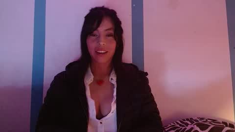 Alejandra online show from September 24, 2025, 6:17 am