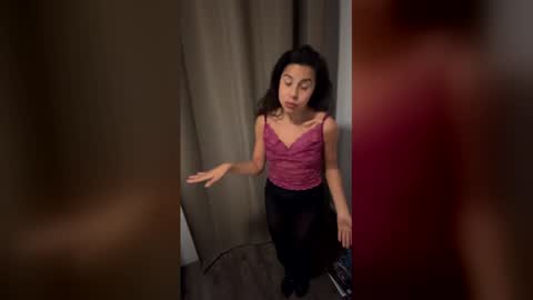 girldulce045 online show from February 17, 2026, 10:38 pm