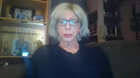 Girlinrock online show from February 16, 2026, 1:35 am