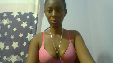 Snapshot of girll_nextdoor chatting on July 8, 2026, 7:46 am Joanna online show from July 8, 2026, 7:46 am