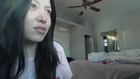 Jasmine online show from March 8, 2025, 2:08 pm