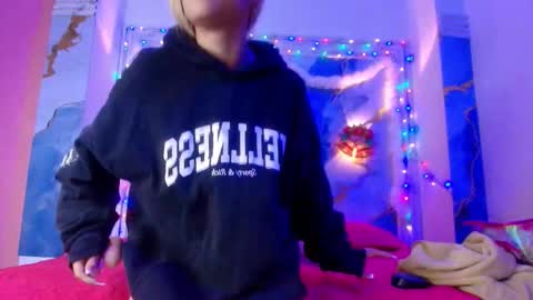 eleanor and celeste online show from December 5, 2025, 3:26 am