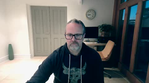 girlsandbikes online show from January 10, 2025, 4:41 pm