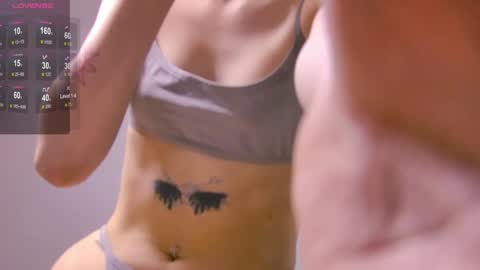 Ella Lisa Chloe online show from November 28, 2025, 12:52 pm