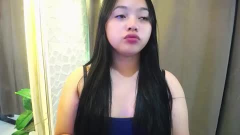 Rhaine online show from February 16, 2026, 9:11 pm