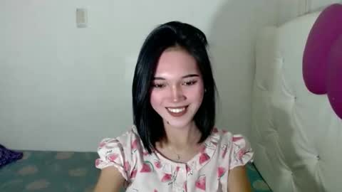 Snapshot of girlthatyouwantxx chatting on September 26, 2025, 5:44 am Divine online show from September 26, 2025, 5:44 am