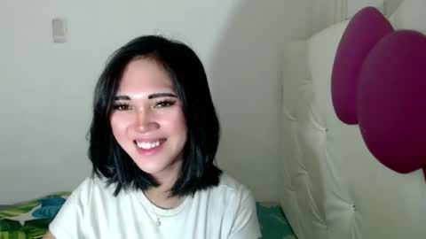 Snapshot of girlthatyouwantxx chatting on October 13, 2025, 4:12 am Divine online show from October 13, 2025, 4:12 am