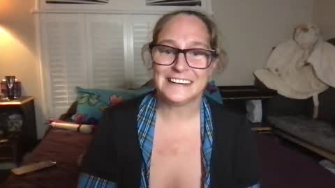 Snapshot of girlzhavefuntoo chatting on September 11, 2025, 2:44 am Girls Have Fun Too online show from September 11, 2025, 2:44 am