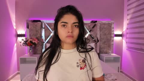 Snapshot of giselamaru chatting on February 3, 2025, 10:58 am online show from February 3, 2025, 10:58 am