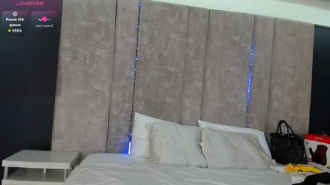 Snapshot of giselamaru chatting on September 9, 2025, 11:32 am online show from September 9, 2025, 11:32 am