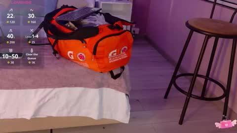 Snapshot of giselamaru chatting on October 14, 2025, 10:38 am online show from October 14, 2025, 10:38 am