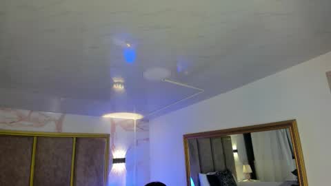 Snapshot of giselamaru chatting on October 17, 2025, 10:18 am online show from October 17, 2025, 10:18 am