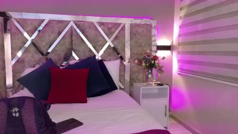 Snapshot of giselamaru chatting on May 9, 2026, 10:20 am online show from May 9, 2026, 10:20 am