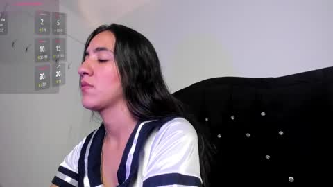 Gisell online show from April 18, 2026, 7:40 pm