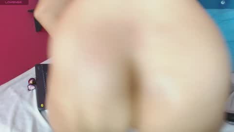 Gissell Saenz online show from December 4, 2024, 4:16 pm