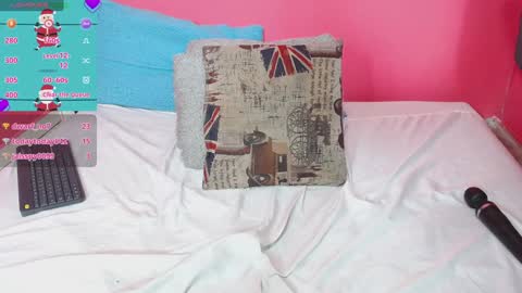 Gissell Saenz online show from December 14, 2024, 2:56 am