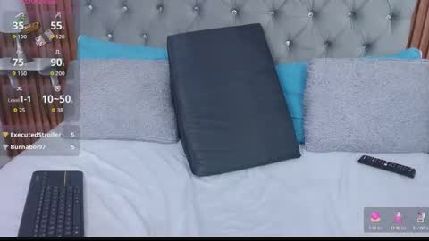 Gissell Saenz online show from November 4, 2025, 9:25 pm