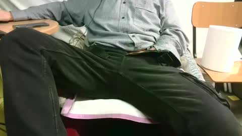 Snapshot of giulio__35 chatting on March 3, 2025, 5:39 pm giulio__35 online show from March 3, 2025, 5:39 pm