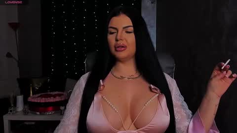 Giulia online show from February 24, 2025, 9:31 pm