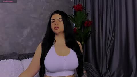 Snapshot of giulyalust chatting on May 12, 2026, 3:47 am Giulia online show from May 12, 2026, 3:47 am