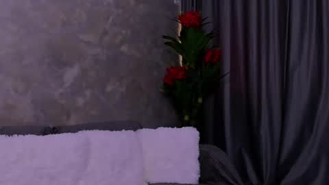 Snapshot of giulyalust chatting on May 30, 2026, 3:36 am Giulia online show from May 30, 2026, 3:36 am