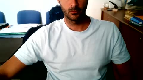 Snapshot of giuseppevai1 chatting on July 13, 2026, 9:56 am giuseppevai1 online show from July 13, 2026, 9:56 am