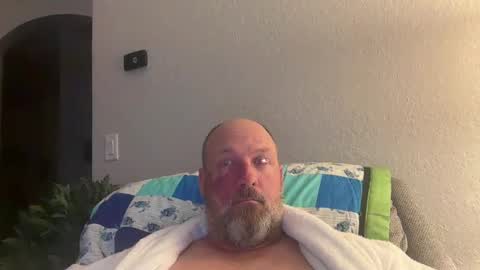 Snapshot of giveitup193 chatting on January 13, 2025, 2:39 am giveitup193 online show from January 13, 2025, 2:39 am