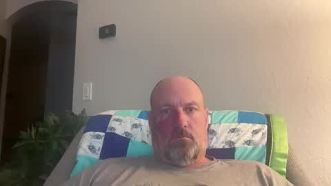 Snapshot of giveitup193 chatting on October 29, 2025, 11:17 pm giveitup193 online show from October 29, 2025, 11:17 pm