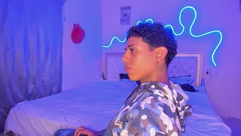 Snapshot of glader_guy chatting on October 5, 2025, 8:51 pm only for you bby  online show from October 5, 2025, 8:51 pm