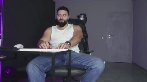 Matthew .. for short call me Matt online show from January 9, 2026, 4:59 am