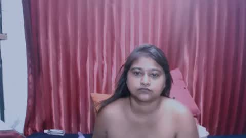 Snapshot of glitter_candy chatting on February 15, 2026, 9:41 am glitter candy online show from February 15, 2026, 9:41 am