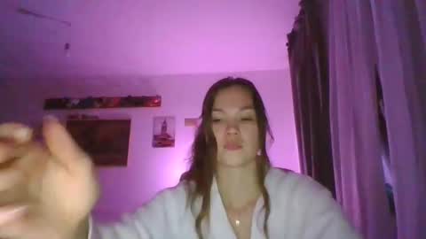 glitter_doll online show from January 10, 2025, 10:04 pm