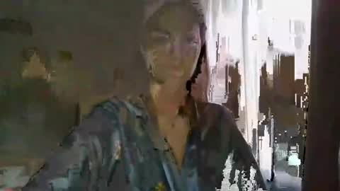glitter_doll online show from January 17, 2025, 9:06 am
