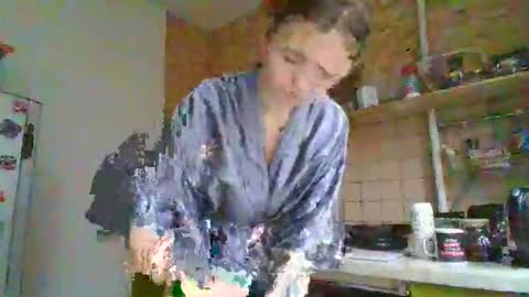 glitter_doll online show from January 18, 2025, 9:24 am
