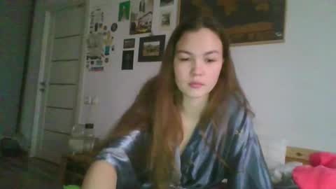 glitter_doll online show from January 22, 2025, 9:46 am